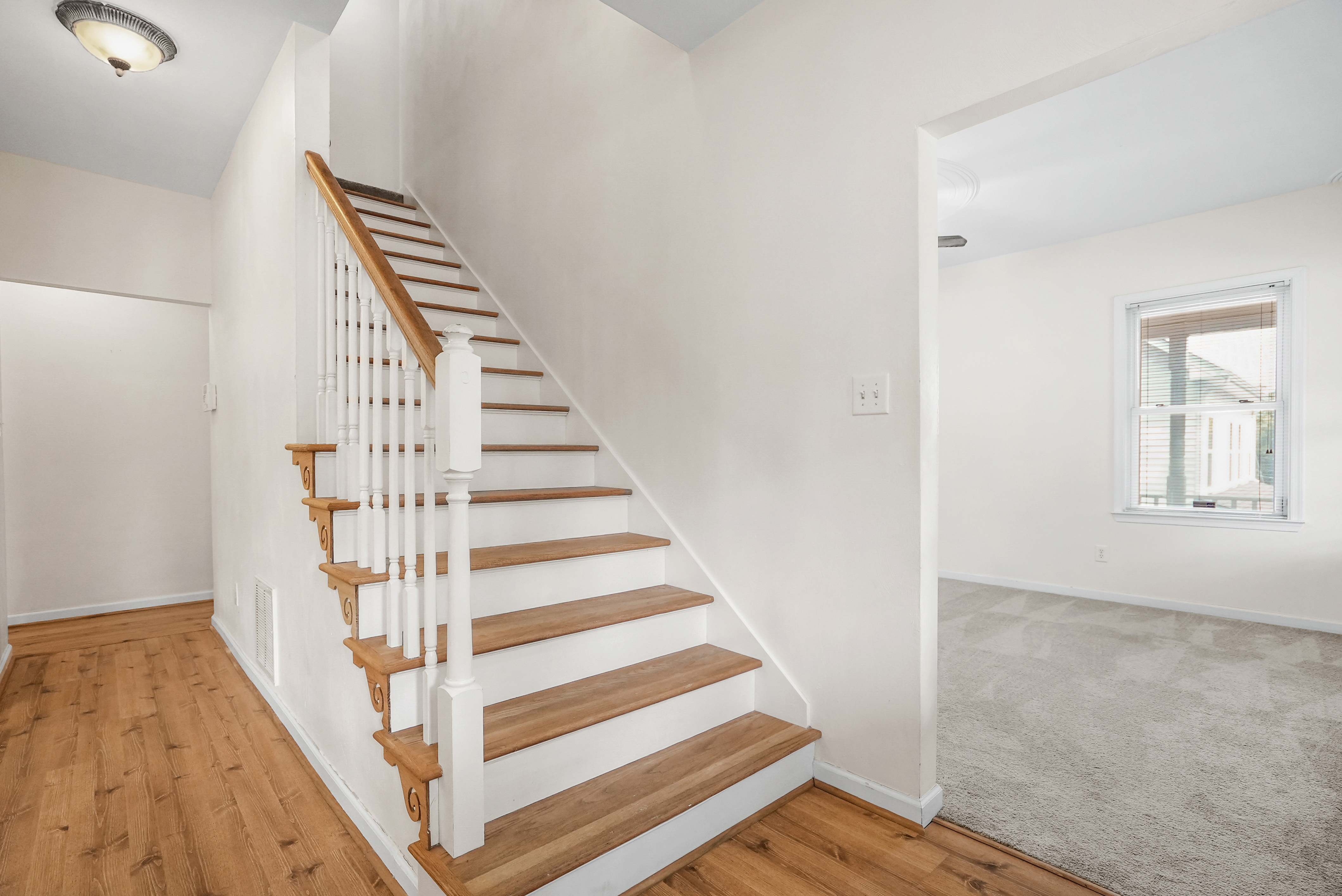  2112 Pretty Lake Avenue, Norfolk, VA, 23518 - 物件實景