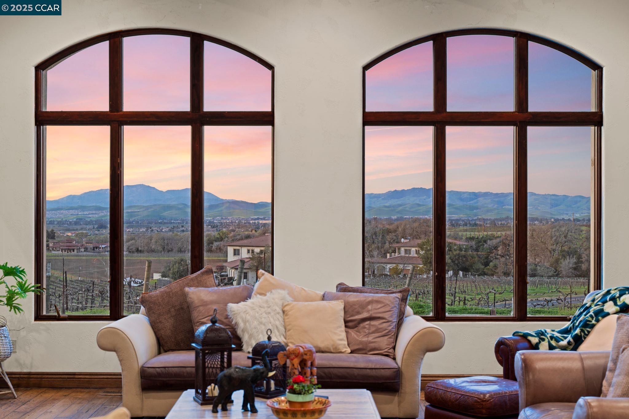 Livermore, California, 94550, United States, 5 Bedrooms Bedrooms, ,4 BathroomsBathrooms,Residential,For Sale,1918486
