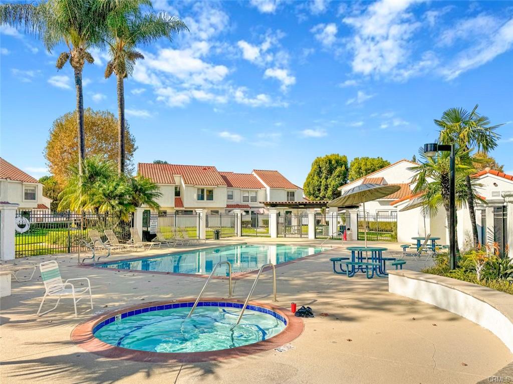 Santa Fe Springs, California, 90670, United States, 3 Bedrooms Bedrooms, ,2 BathroomsBathrooms,Residential,For Sale,1987363