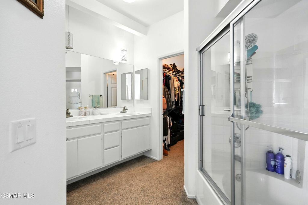 Moorpark, California, 93021, United States, 2 Bedrooms Bedrooms, ,3 BathroomsBathrooms,Residential,For Sale,1937149