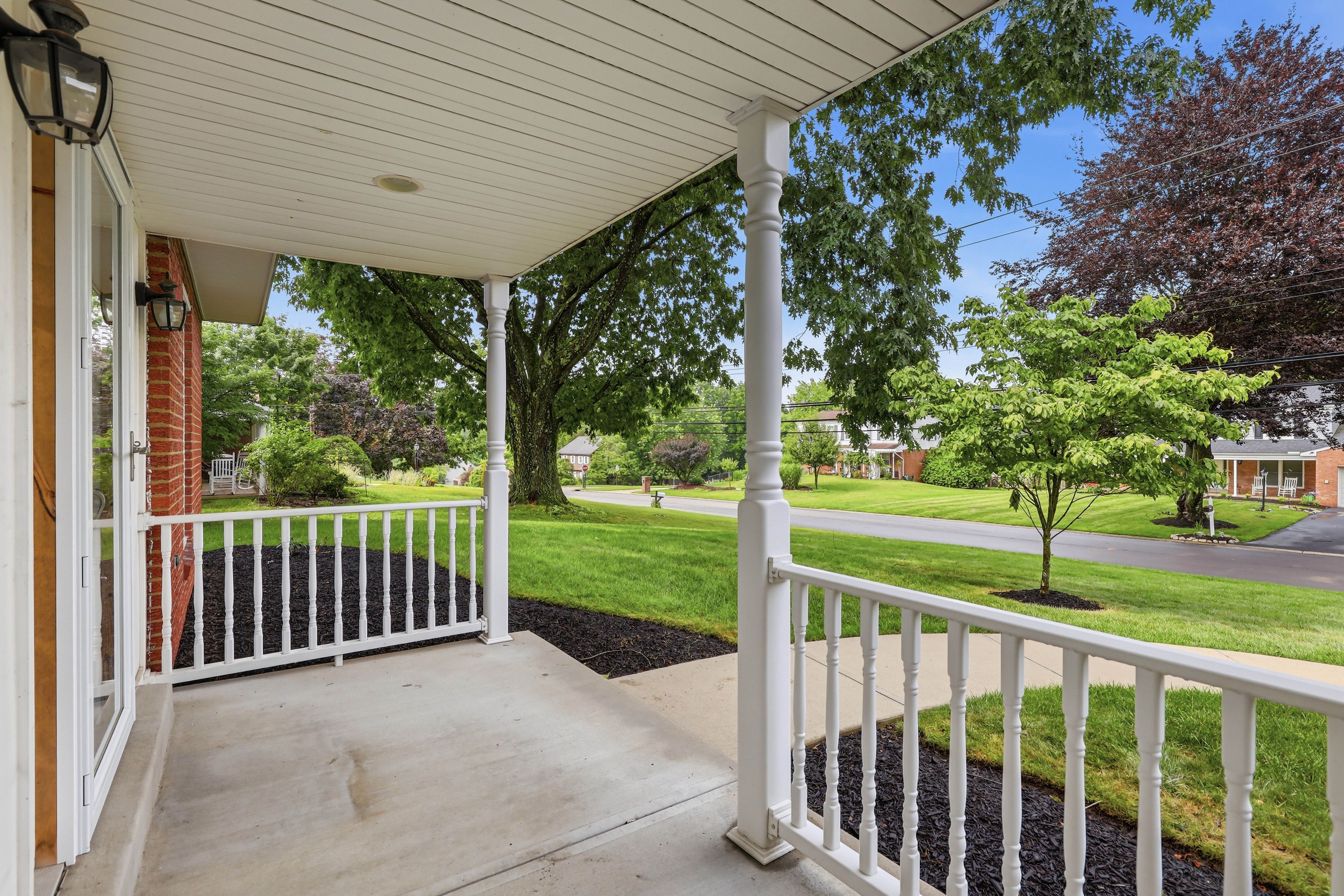  1534 King Charles Drive, Pittsburgh, PA 15237 - 物件實景