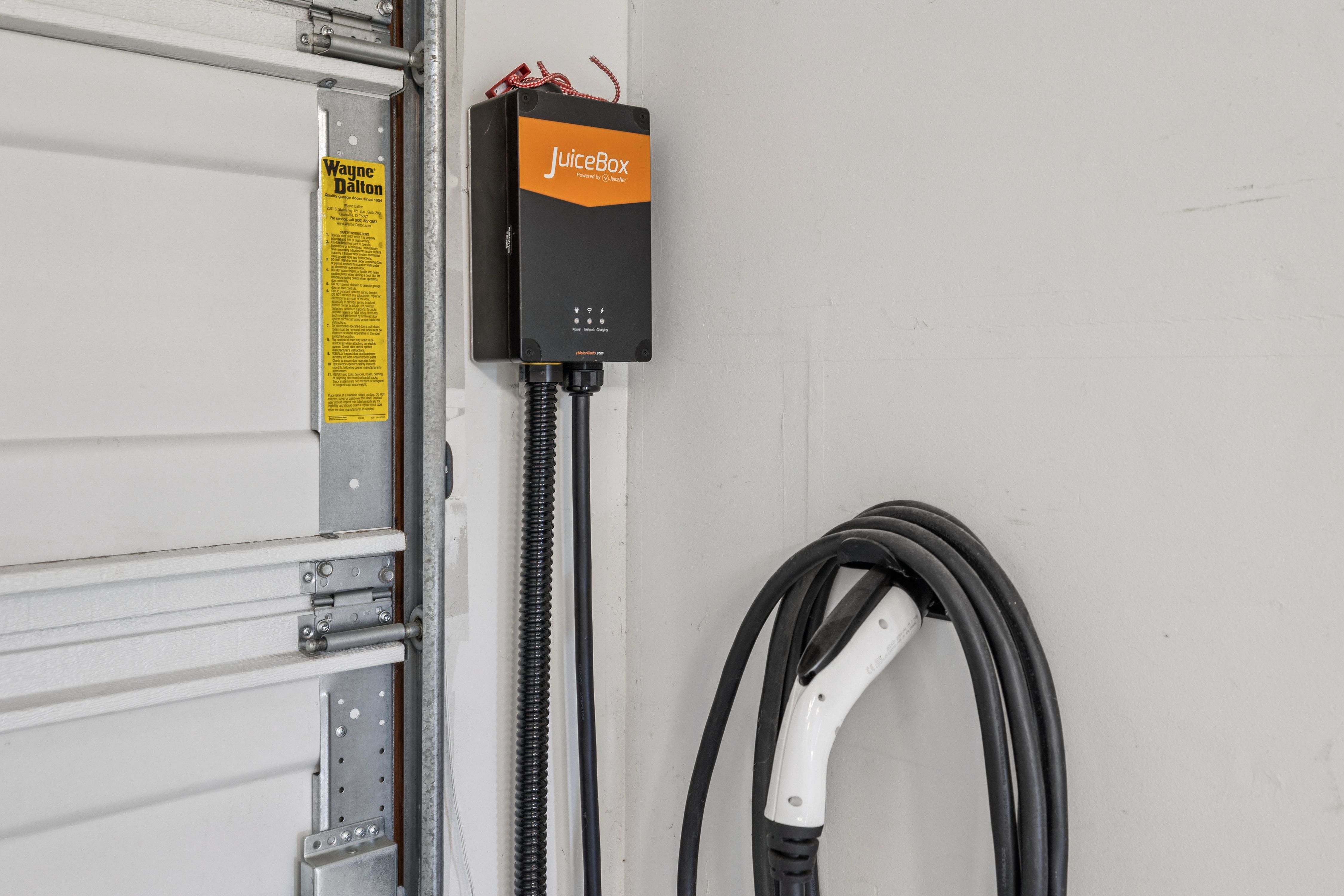  Tastefully Remodeled One-Level Condominium - 物件實景