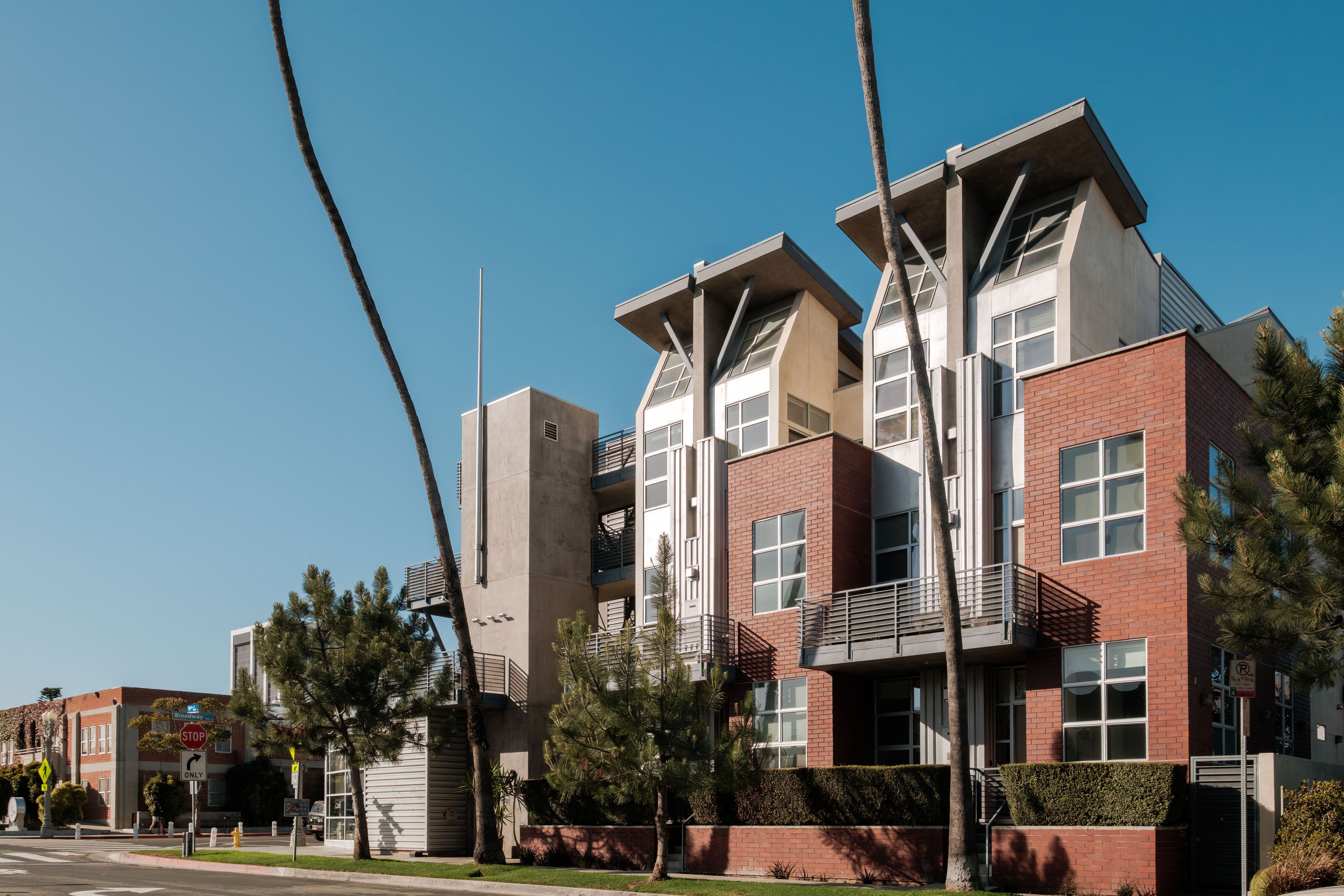  1912 Broadway - 物件實景