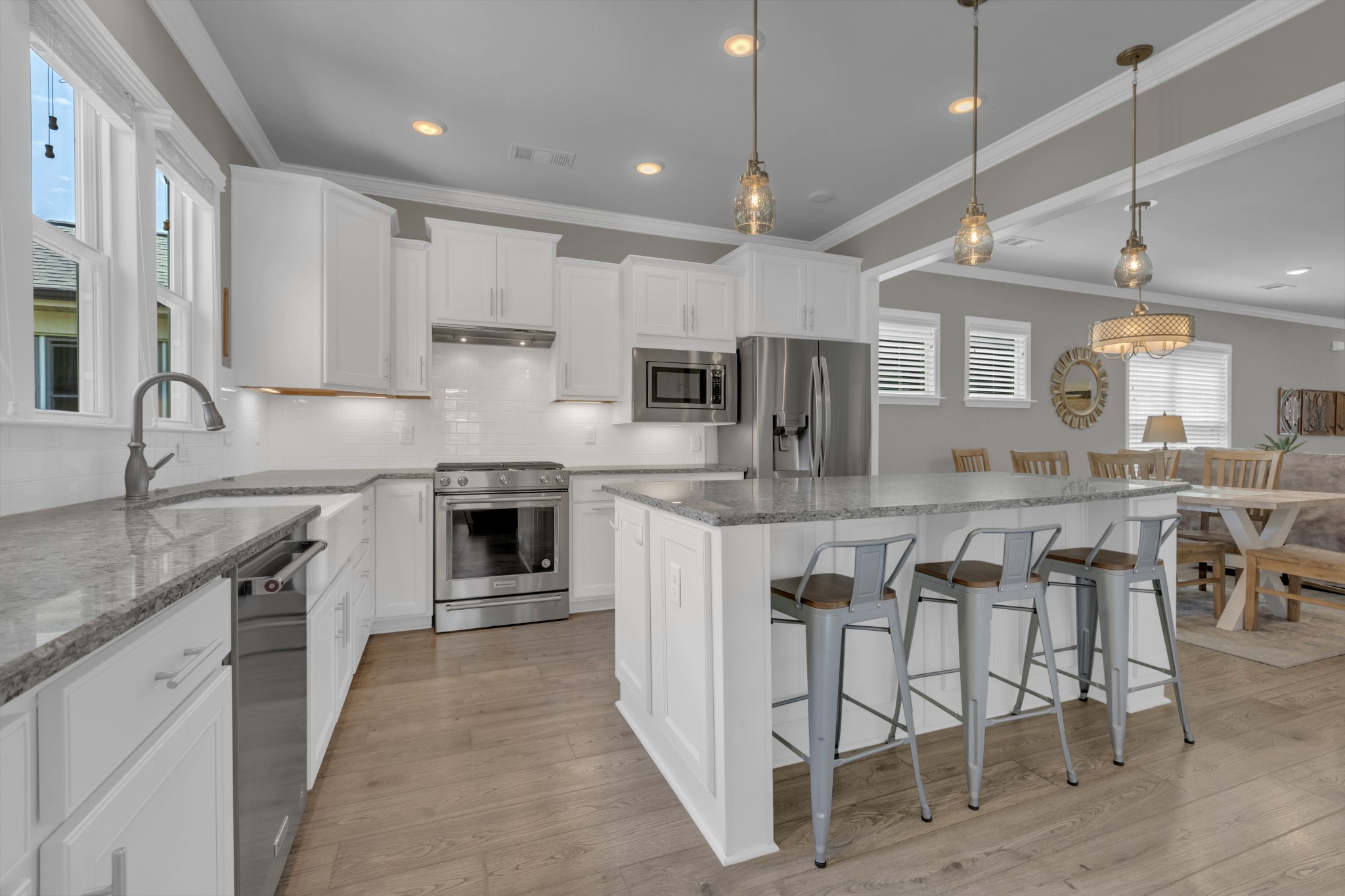 Spring Hill, Tennessee, 37174, United States, 3 Bedrooms Bedrooms, ,2 BathroomsBathrooms,Residential,For Sale,1821005