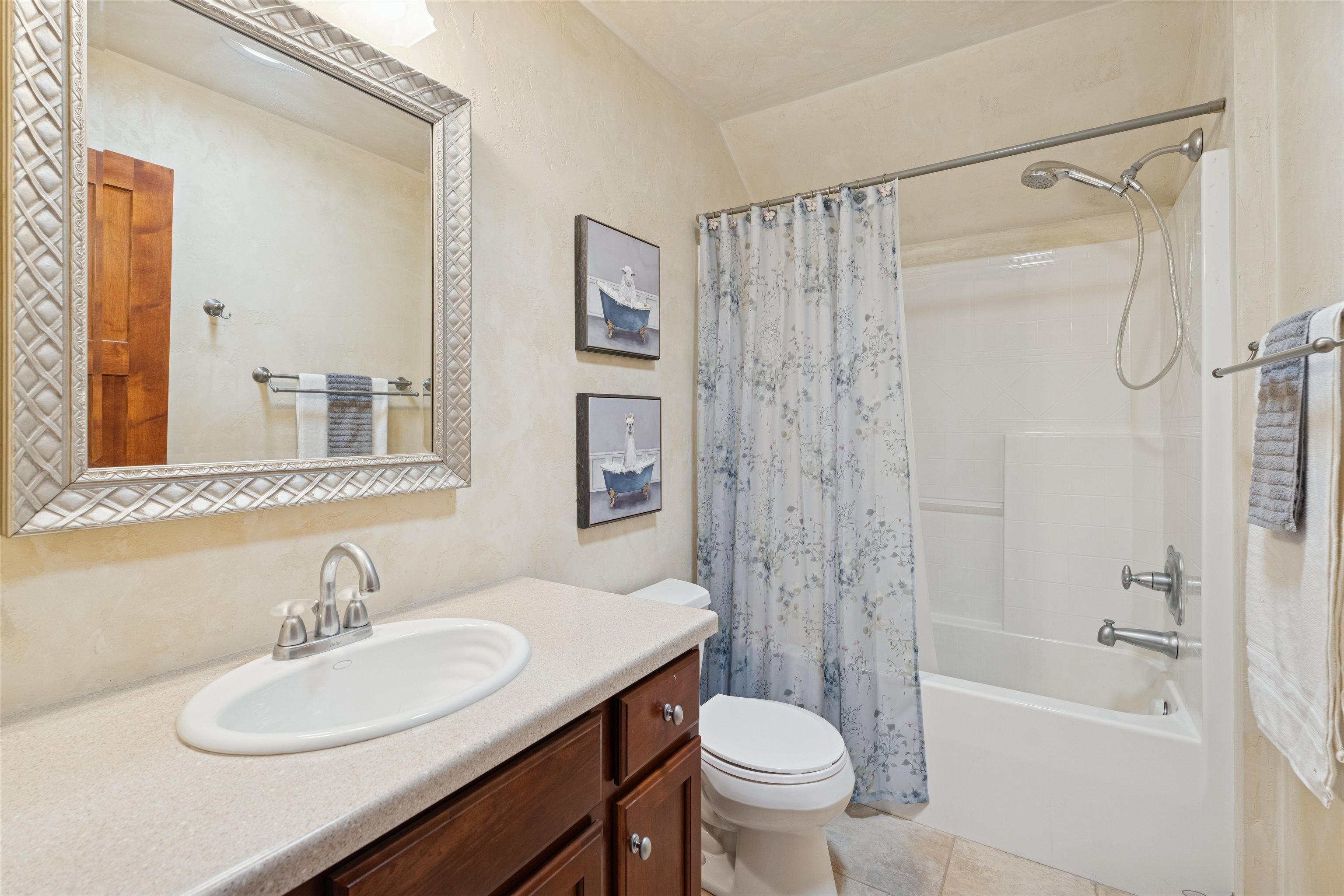APPLETON, Wisconsin, 54913, United States, 4 Bedrooms Bedrooms, ,4 BathroomsBathrooms,Residential,For Sale,1942240