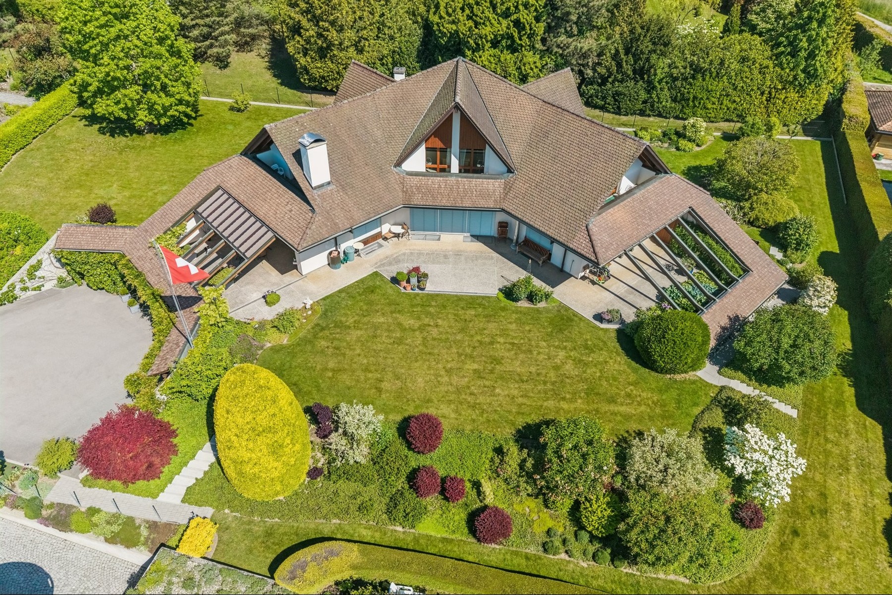  Elegant, luxury villa in a sought-after neighborhood in Villars-sur-Glâne - 物件實景