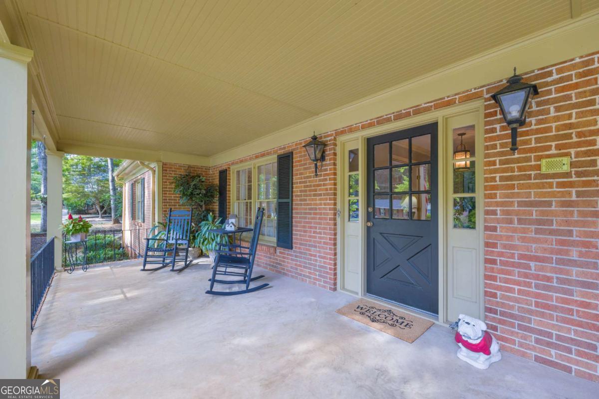 Athens, Georgia, 30606, United States, 5 Bedrooms Bedrooms, ,3 BathroomsBathrooms,Residential,For Sale,1896838