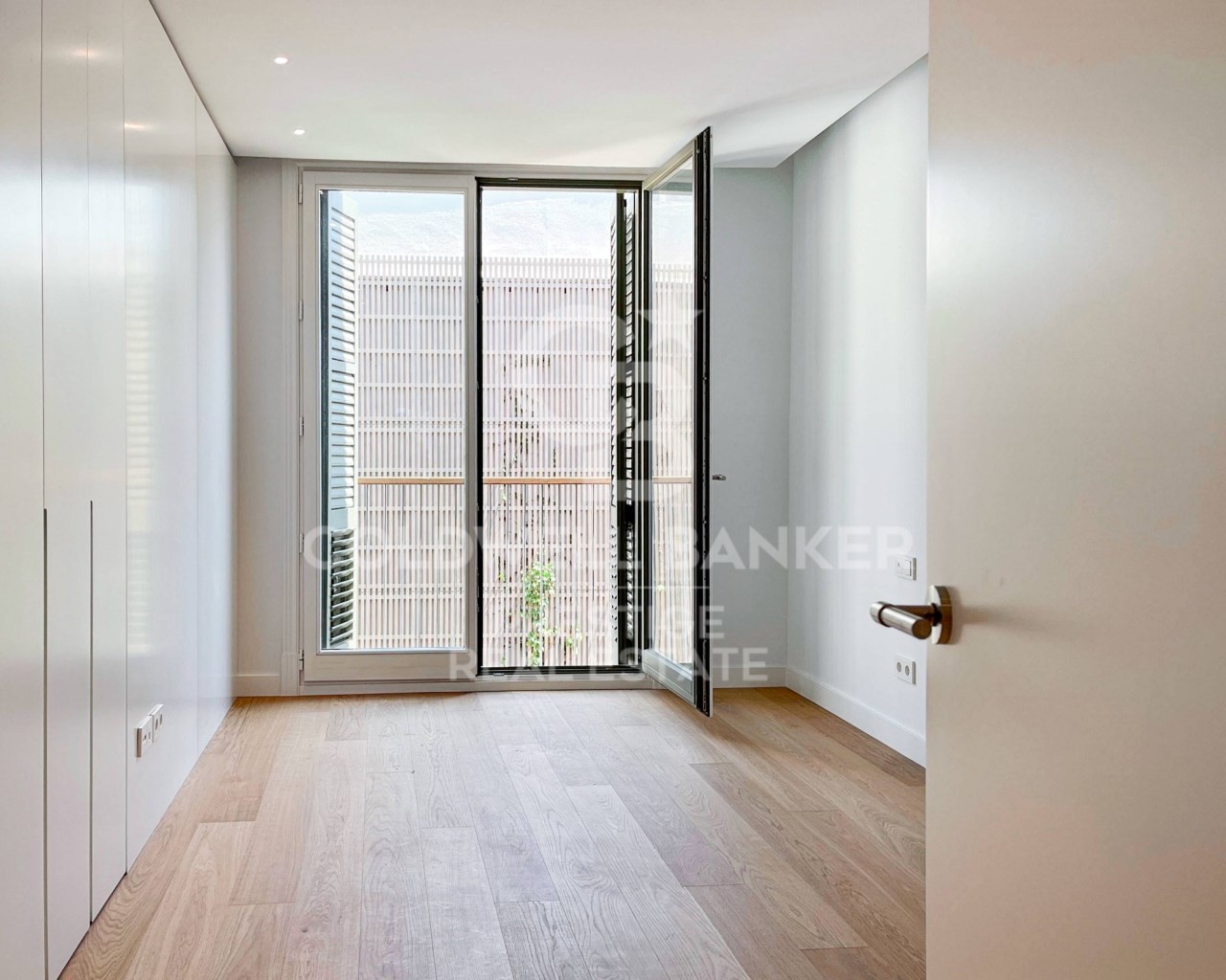 Barcelona, Barcelona, Eixample, La Dreta de l'Eix, Barcelona, Catalonia, ES, 4 Bedrooms Bedrooms, ,4 BathroomsBathrooms,Residential,For Sale,Barcelona, Barcelona, Eixample, La Dreta de l'Eix,1449038