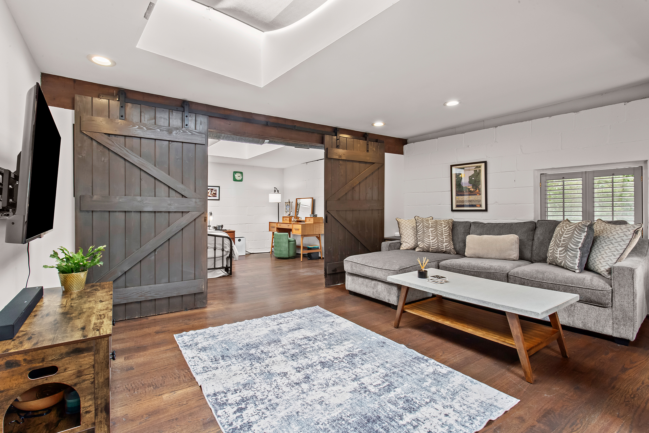  Stunning Loft Living Tucked Away in Candler Park - 物件實景