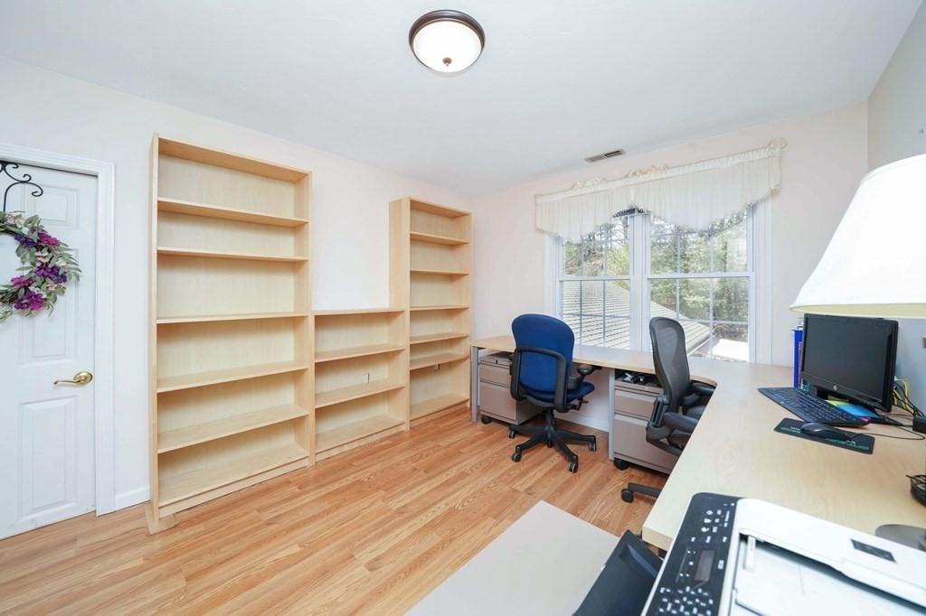 Oxford, Massachusetts, 01540, United States, 4 Bedrooms Bedrooms, ,4 BathroomsBathrooms,Residential,For Sale,1936880