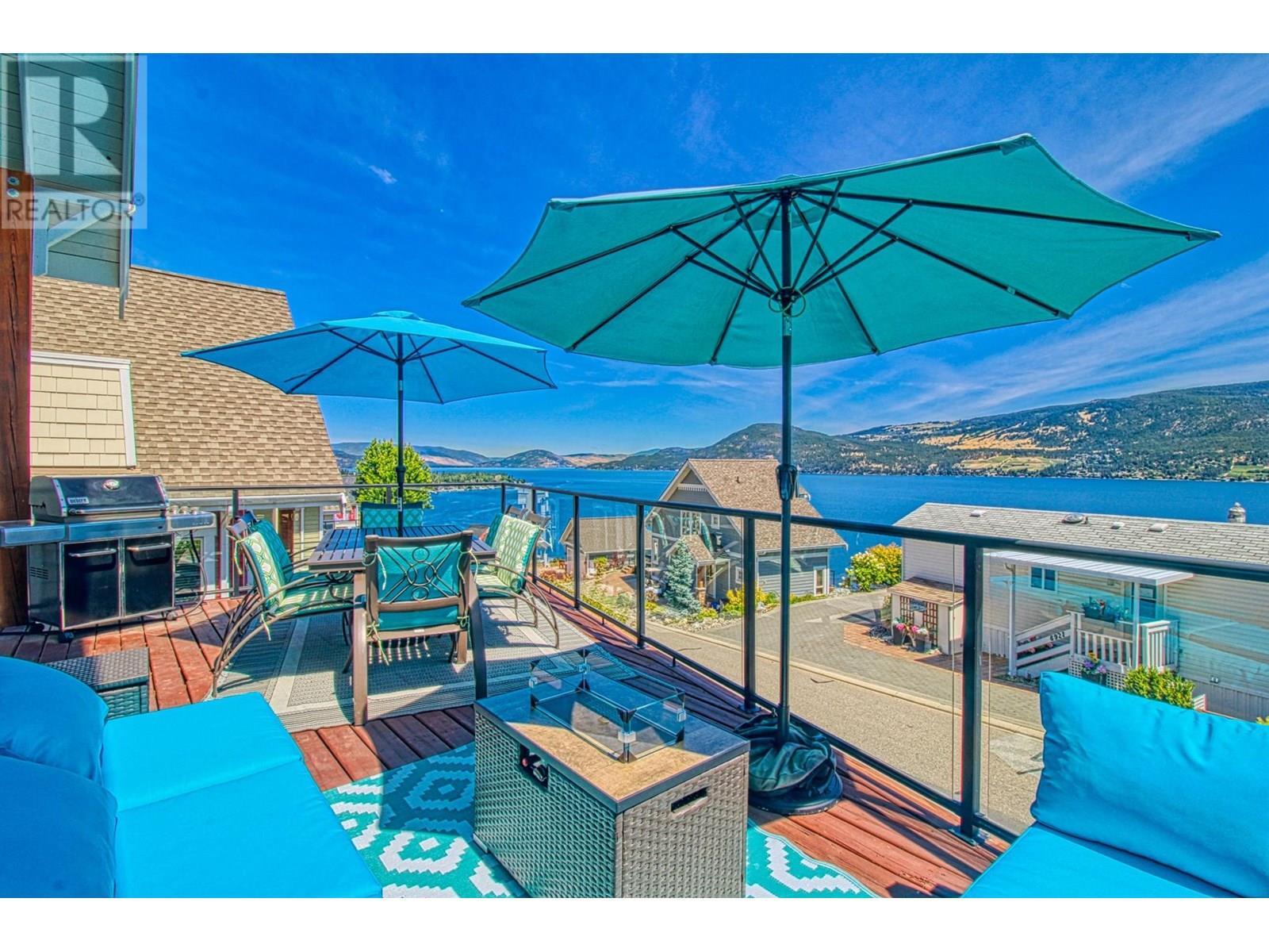 KELOWNA, British Columbia, V1Z 3R8, CA, 3 Bedrooms Bedrooms, ,2 BathroomsBathrooms,Residential,For Sale,1892697