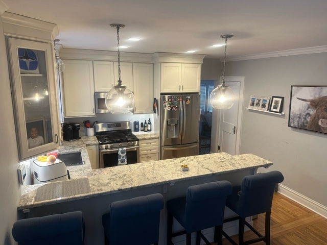 Elmhurst, Illinois, 60126, United States, 3 Bedrooms Bedrooms, ,3 BathroomsBathrooms,Residential,For Sale,1971520