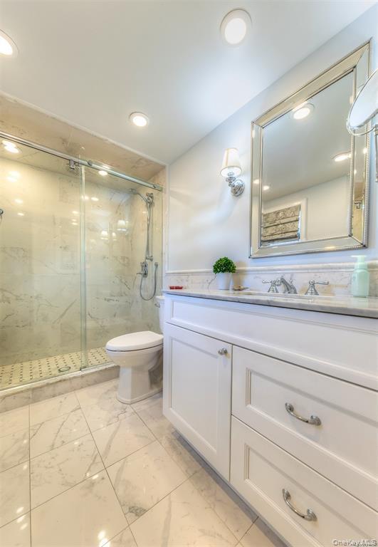 Oceanside, New York, 11572, United States, 3 Bedrooms Bedrooms, ,3 BathroomsBathrooms,Residential,For Sale,1995607