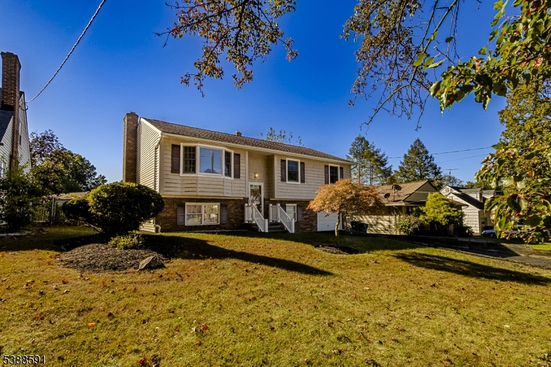 Plainfield City, New Jersey, 07060, United States, 4 Bedrooms Bedrooms, ,2 BathroomsBathrooms,Residential,For Sale,1961525