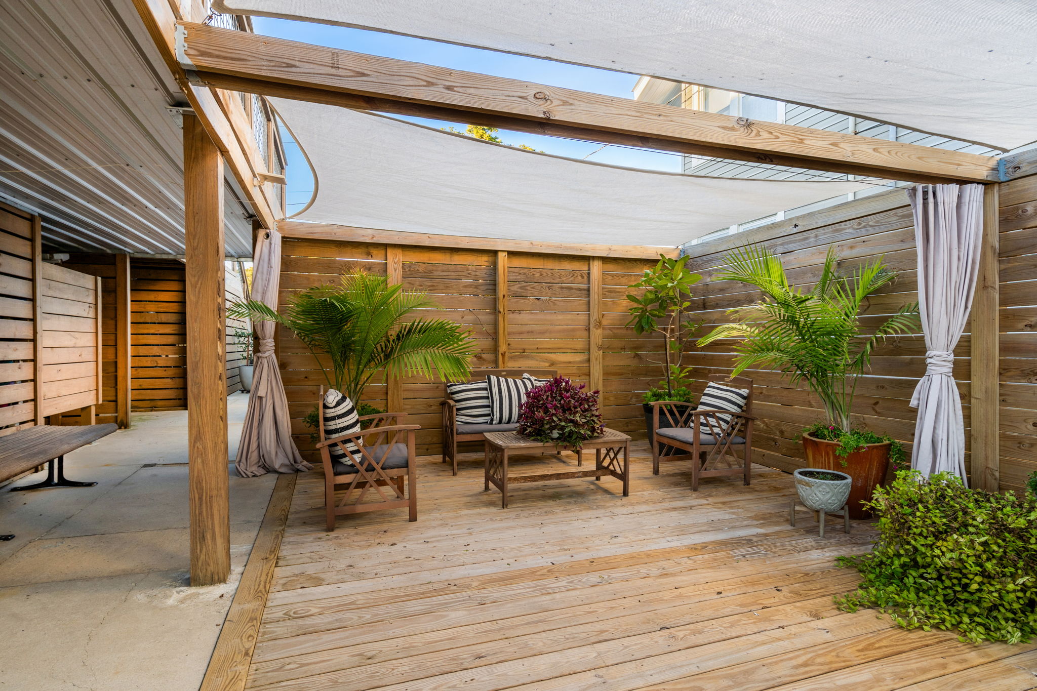 North Myrtle Beach, South Carolina, 29582, United States, 6 Bedrooms Bedrooms, ,3 BathroomsBathrooms,Residential,For Sale,1994221