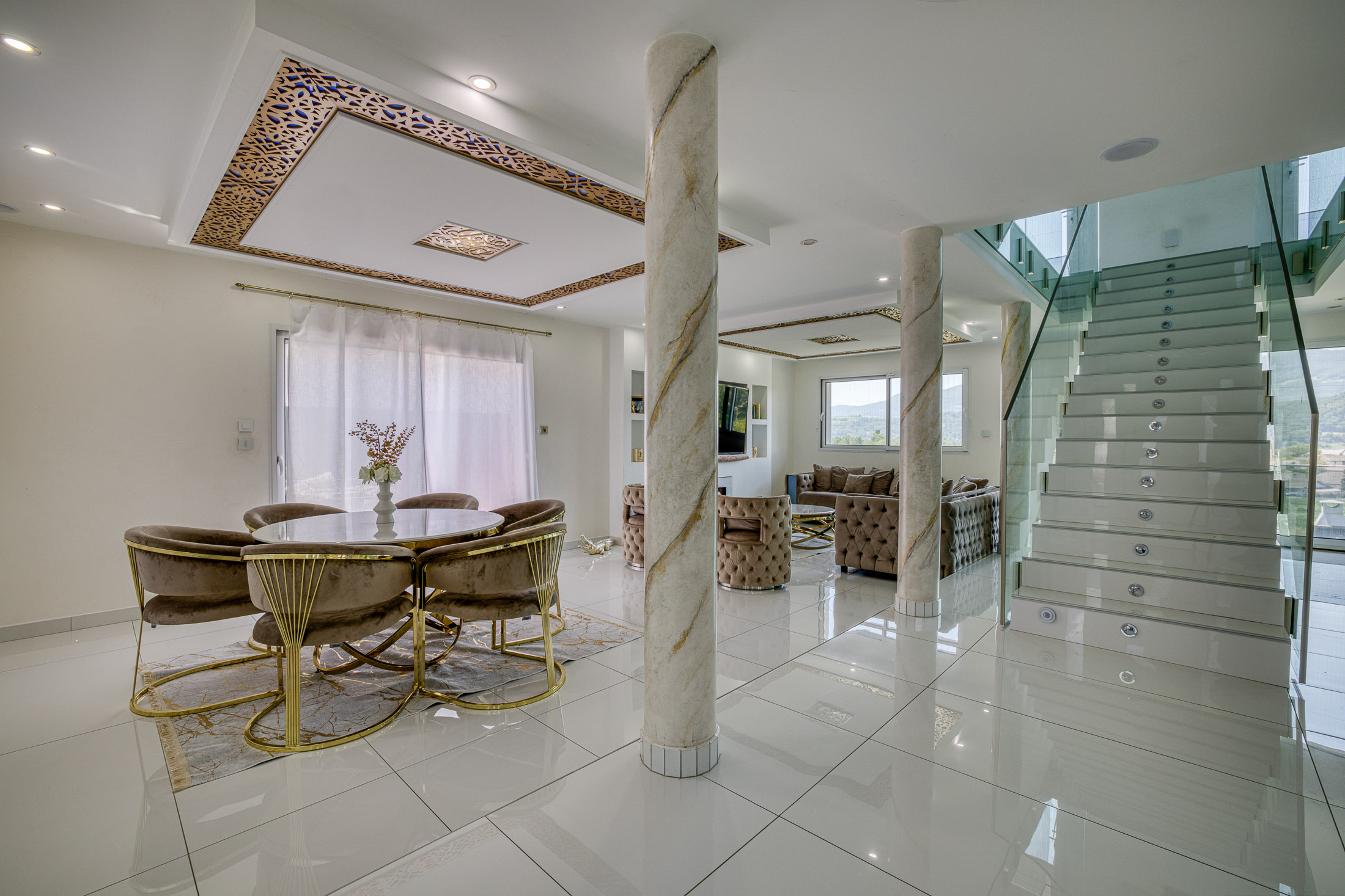  Contemporary property with indoor pool near Annecy - 物件實景