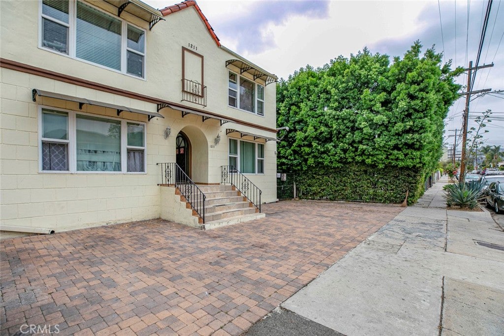 Los Angeles, California, 90029, United States, ,Residential,For Sale,1940397