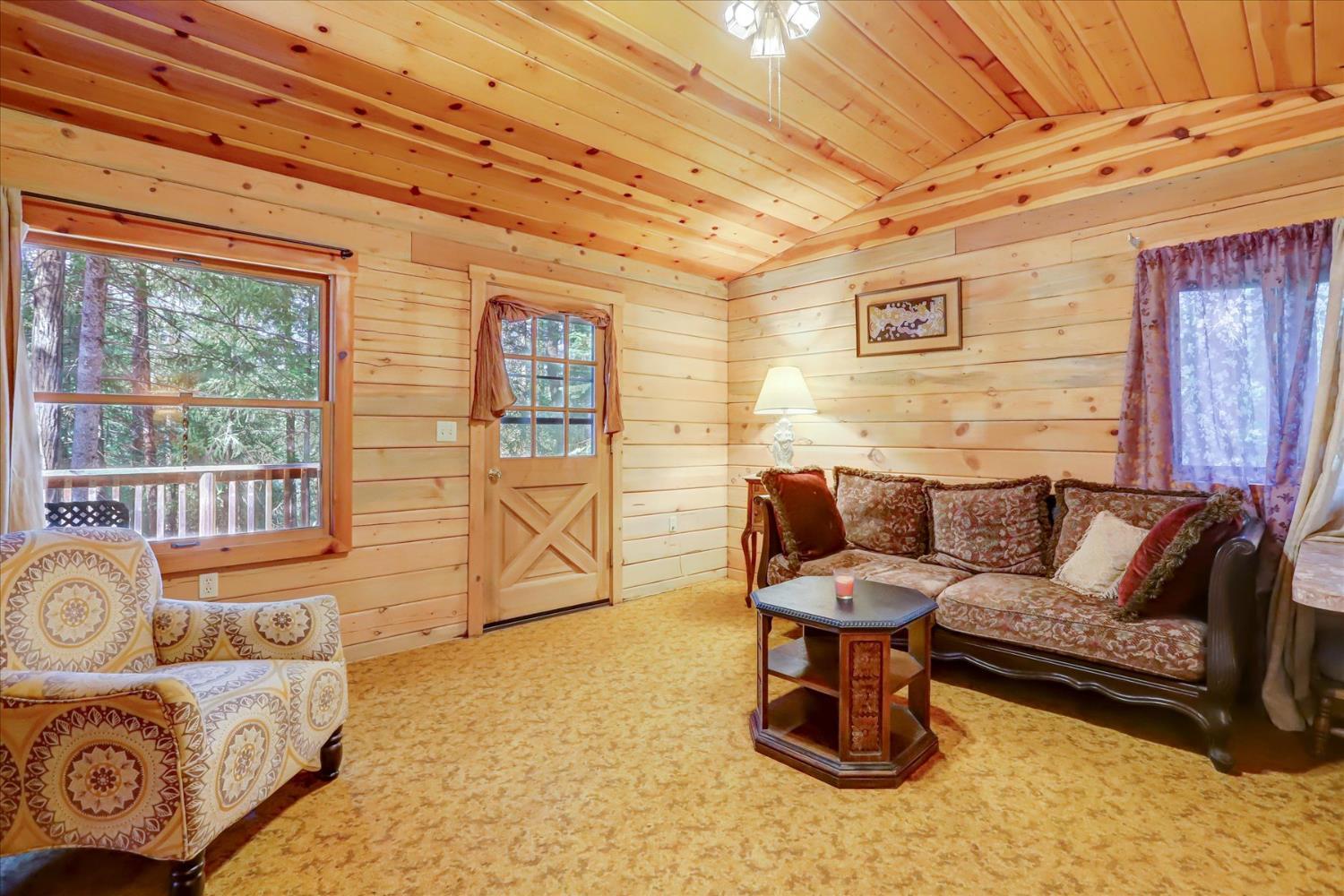 Nevada City, California, 95959, United States, 3 Bedrooms Bedrooms, ,4 BathroomsBathrooms,Residential,For Sale,1974828