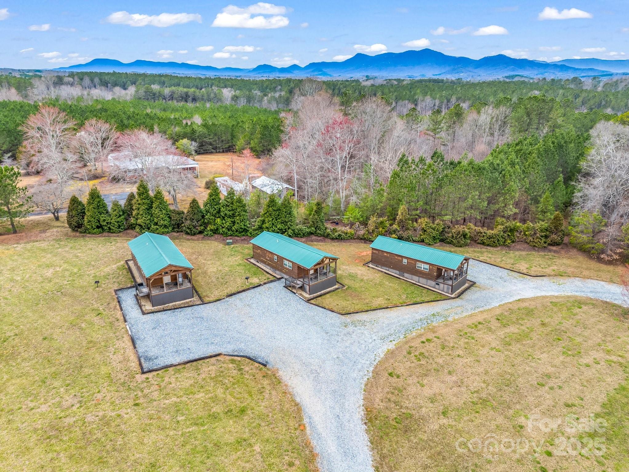 Tryon, North Carolina, 28782, United States, 3 Bedrooms Bedrooms, ,3 BathroomsBathrooms,Residential,For Sale,1914203