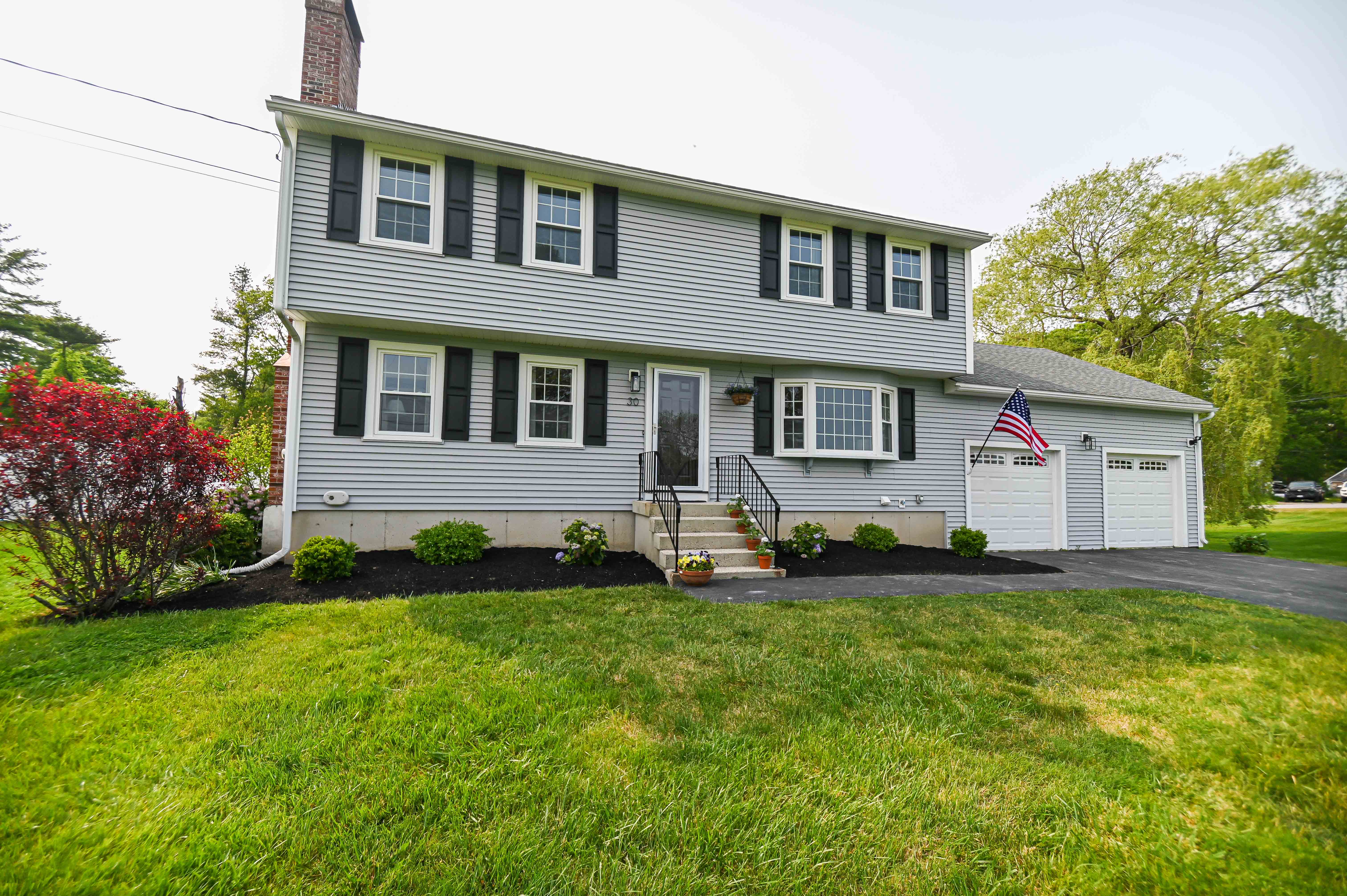 York, Maine, 03909, United States, 3 Bedrooms Bedrooms, ,3 BathroomsBathrooms,Residential,For Sale,1856750