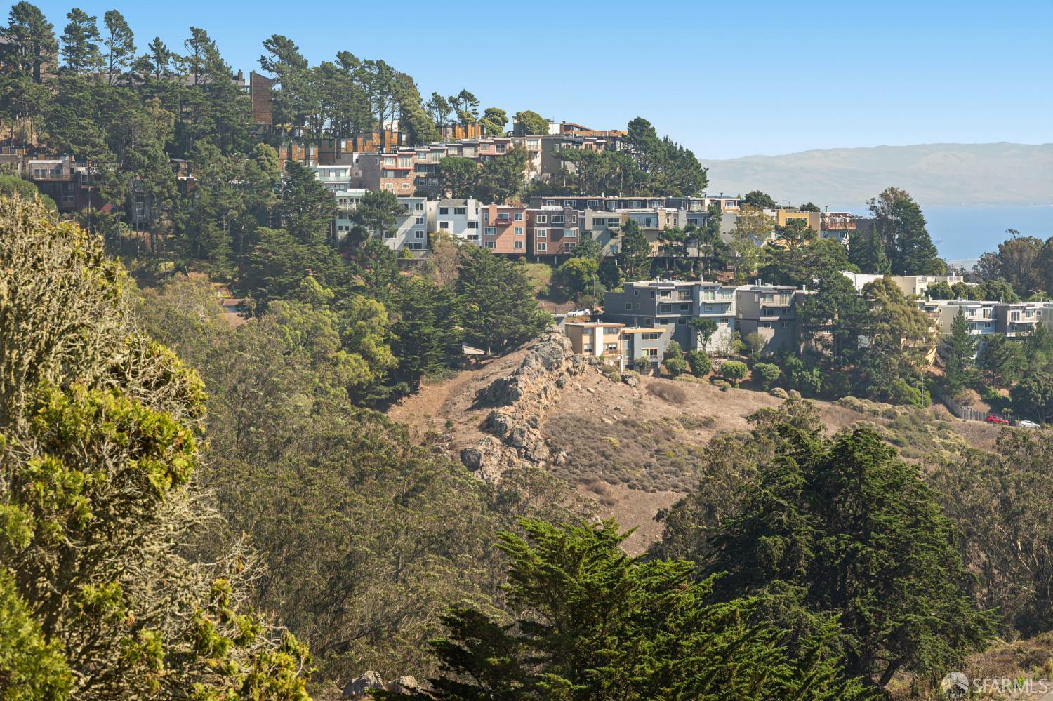 San Francisco, California, 94127, United States, 3 Bedrooms Bedrooms, ,4 BathroomsBathrooms,Residential,For Sale,1961559