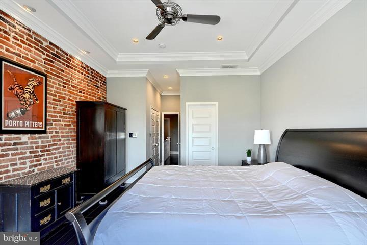 Baltimore, Maryland, 21224, United States, 3 Bedrooms Bedrooms, ,3 BathroomsBathrooms,Residential,For Sale,1930915