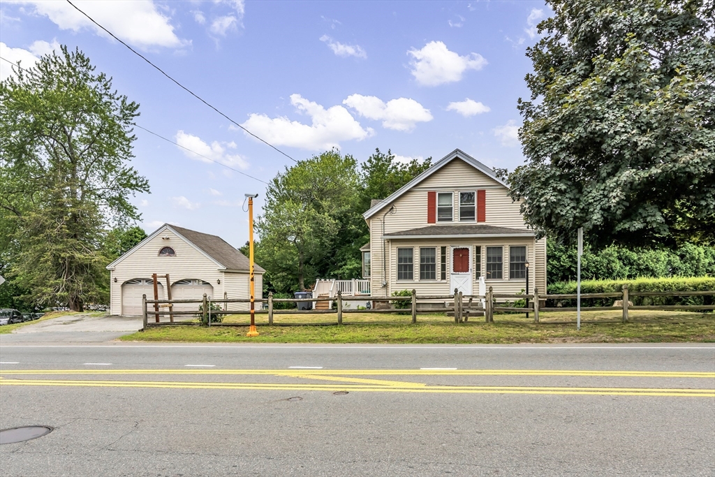 Methuen, Massachusetts, 01844, United States, 3 Bedrooms Bedrooms, ,3 BathroomsBathrooms,Residential,For Sale,1873675