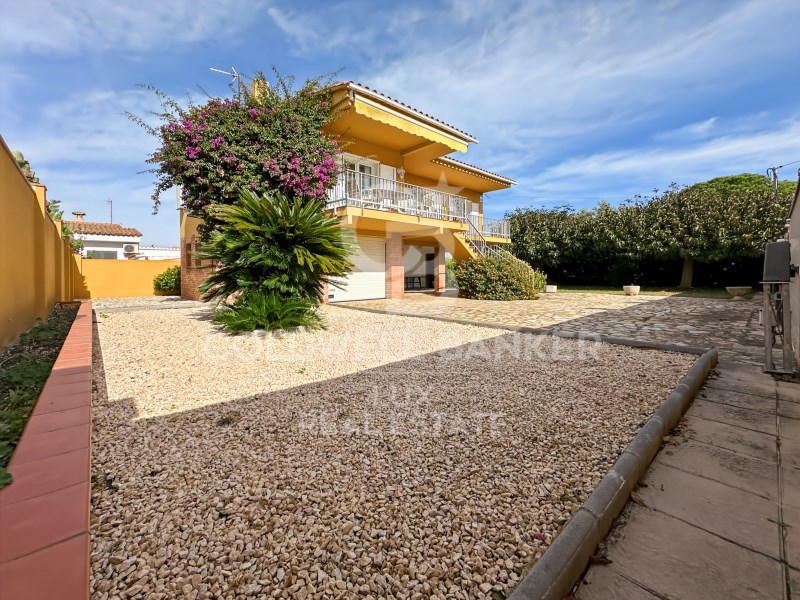 L'Escala, Catalonia, ES, 3 Bedrooms Bedrooms, ,1 BathroomBathrooms,Residential,For Sale,1987549