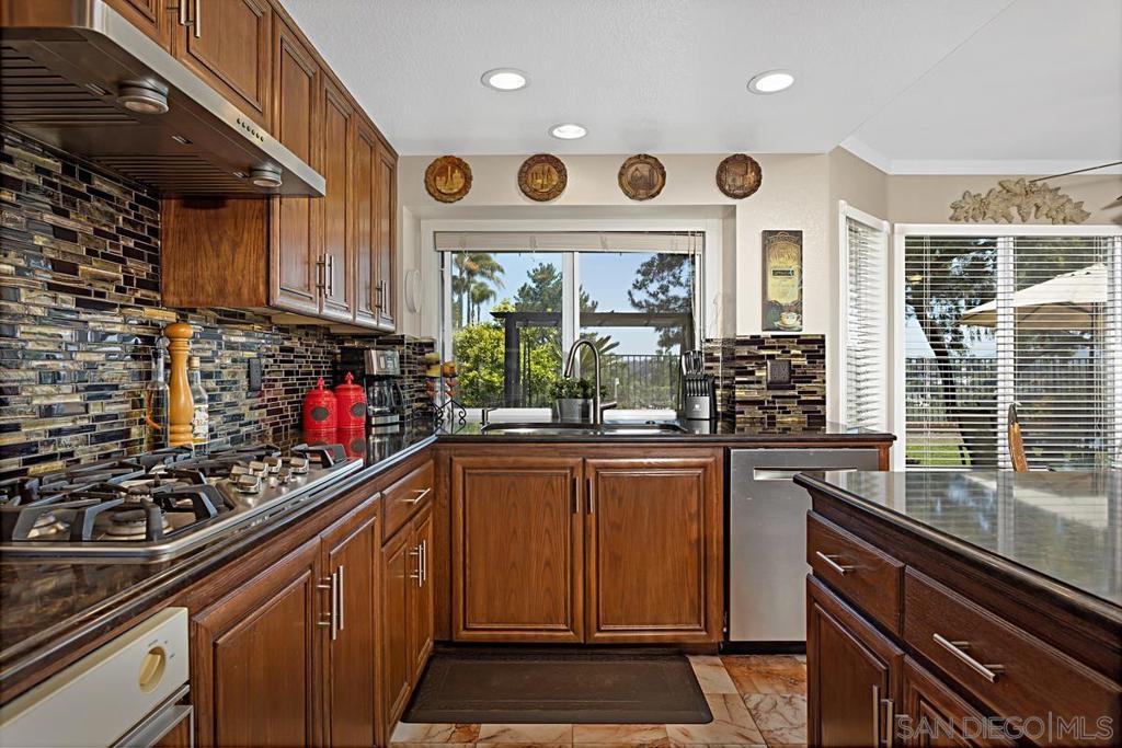 Oceanside, California, 92056, United States, 4 Bedrooms Bedrooms, ,3 BathroomsBathrooms,Residential,For Sale,1908038