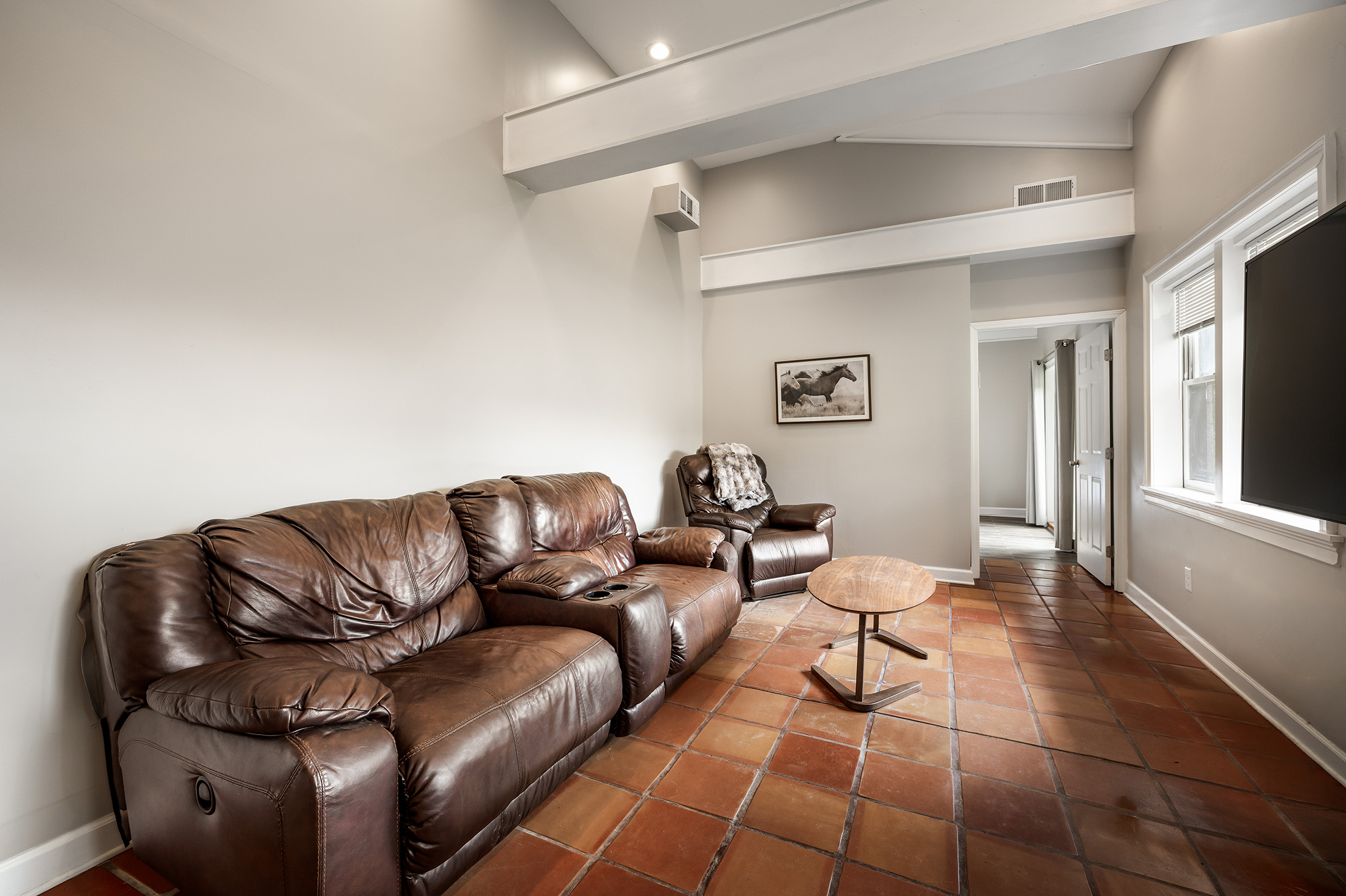  Rare Equestrian Facility with Prestigious Address - 物件實景
