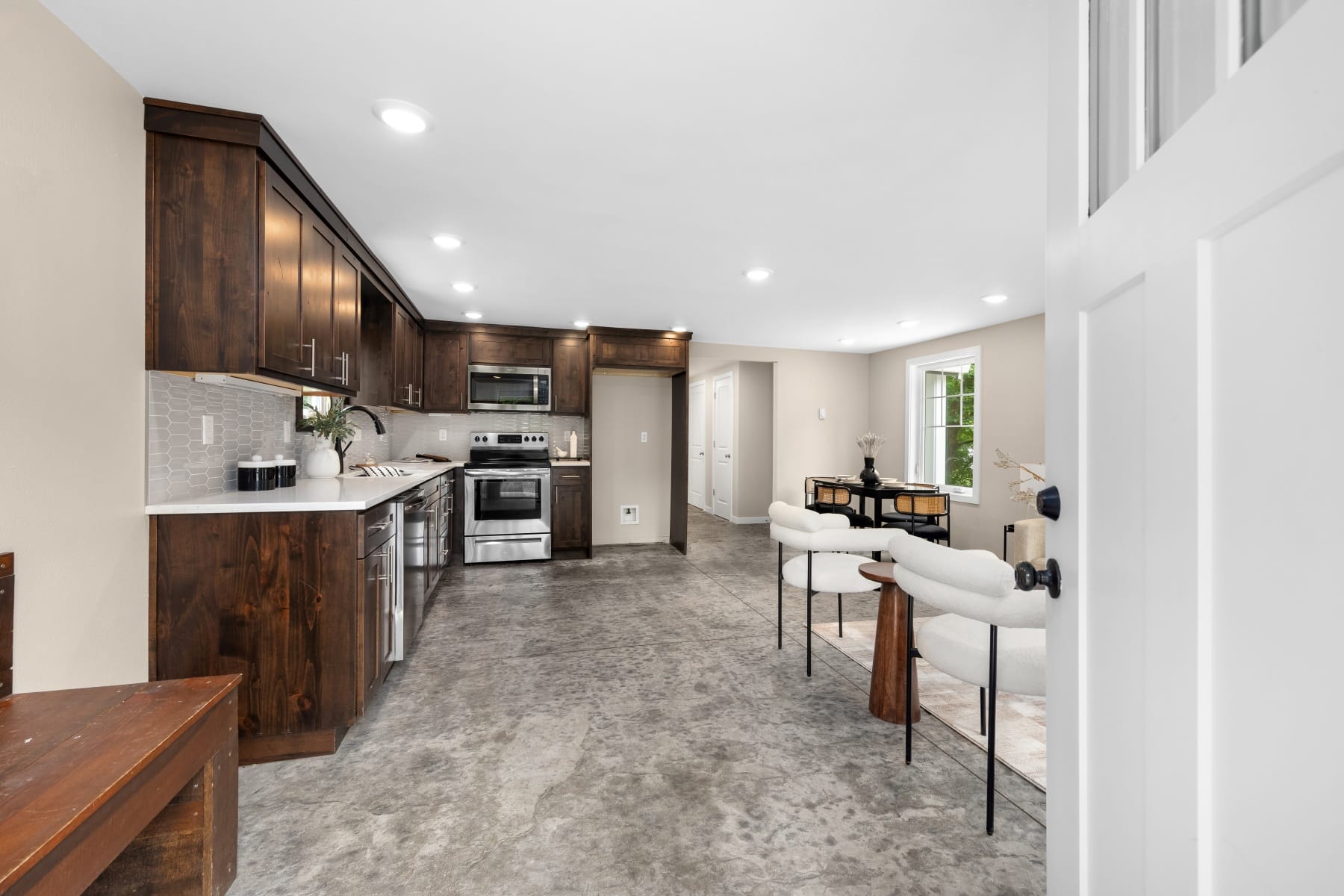  8687 SE 55TH AVE Portland, OR 97206 - 物件實景