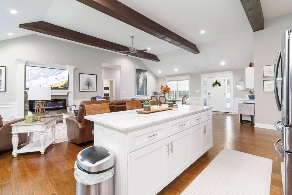 Somerset, Kentucky, 42503, United States, 4 Bedrooms Bedrooms, ,3 BathroomsBathrooms,Residential,For Sale,1981769