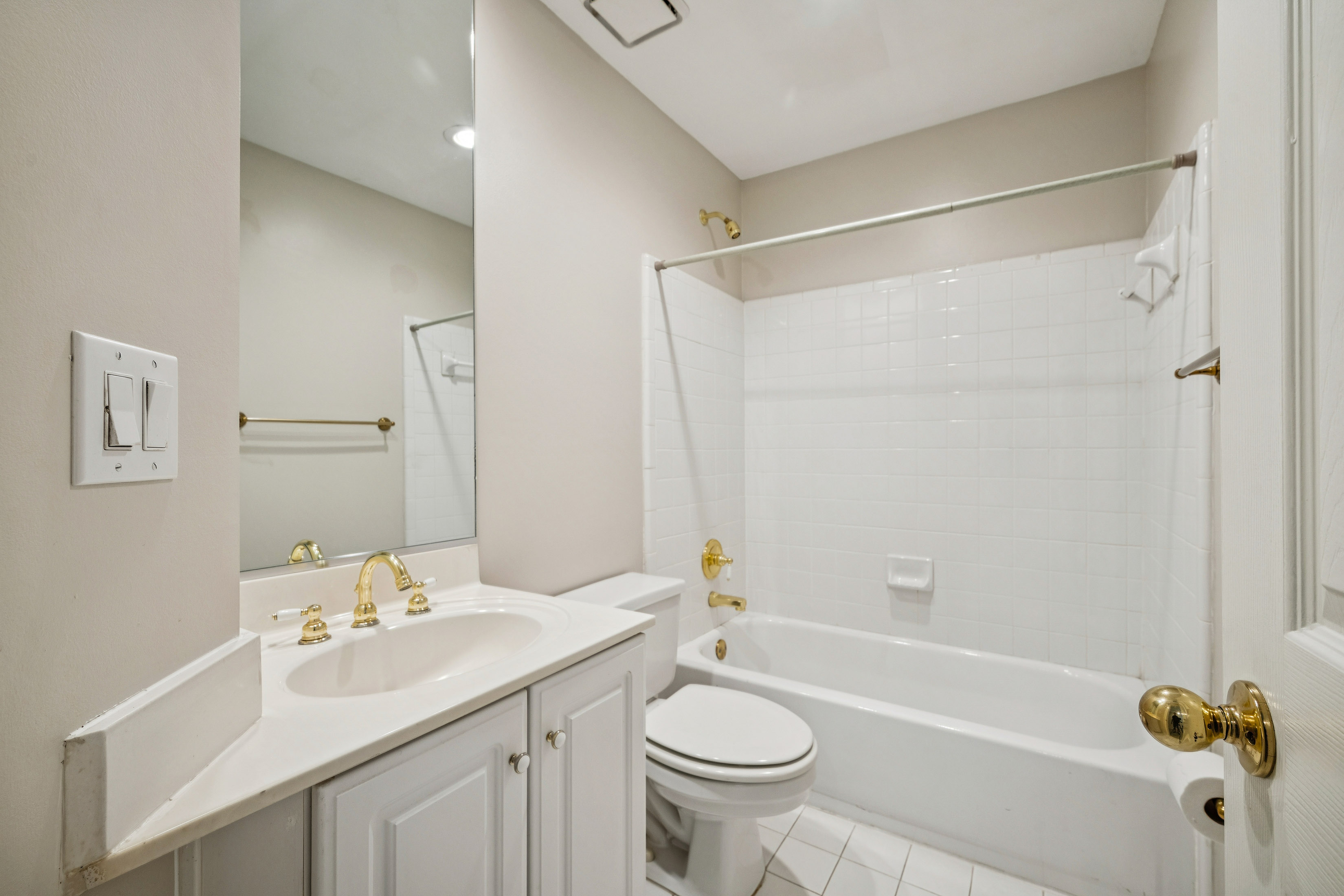  Fabulous Home in The Willows in Oakgrove - 物件實景