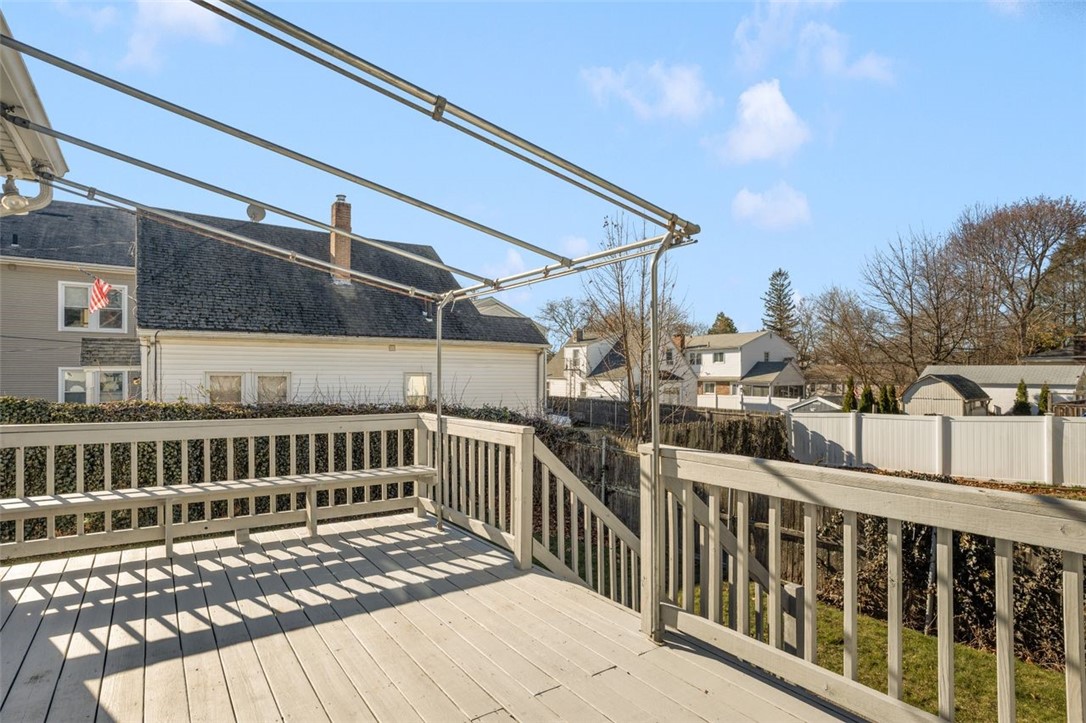 Providence, Rhode Island, 02809, United States, 3 Bedrooms Bedrooms, ,1 BathroomBathrooms,Residential,For Sale,2003236