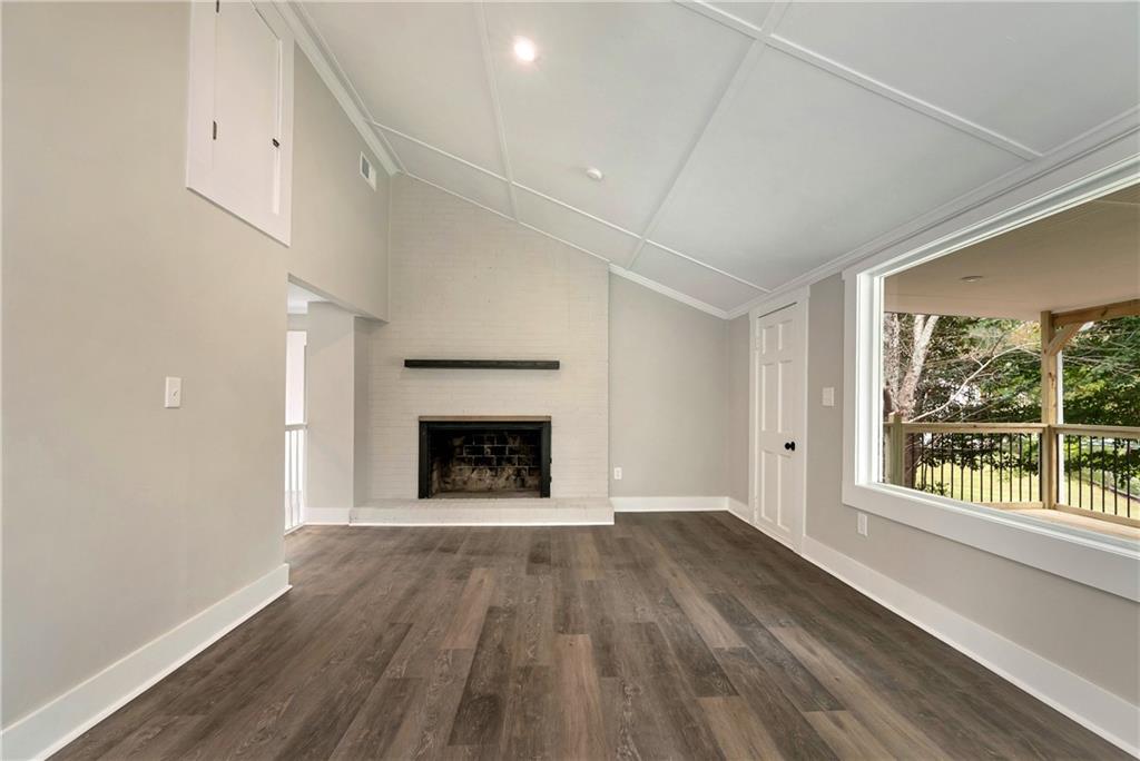 Dawsonville, Georgia, 30534, United States, 2 Bedrooms Bedrooms, ,2 BathroomsBathrooms,Residential,For Sale,1991026