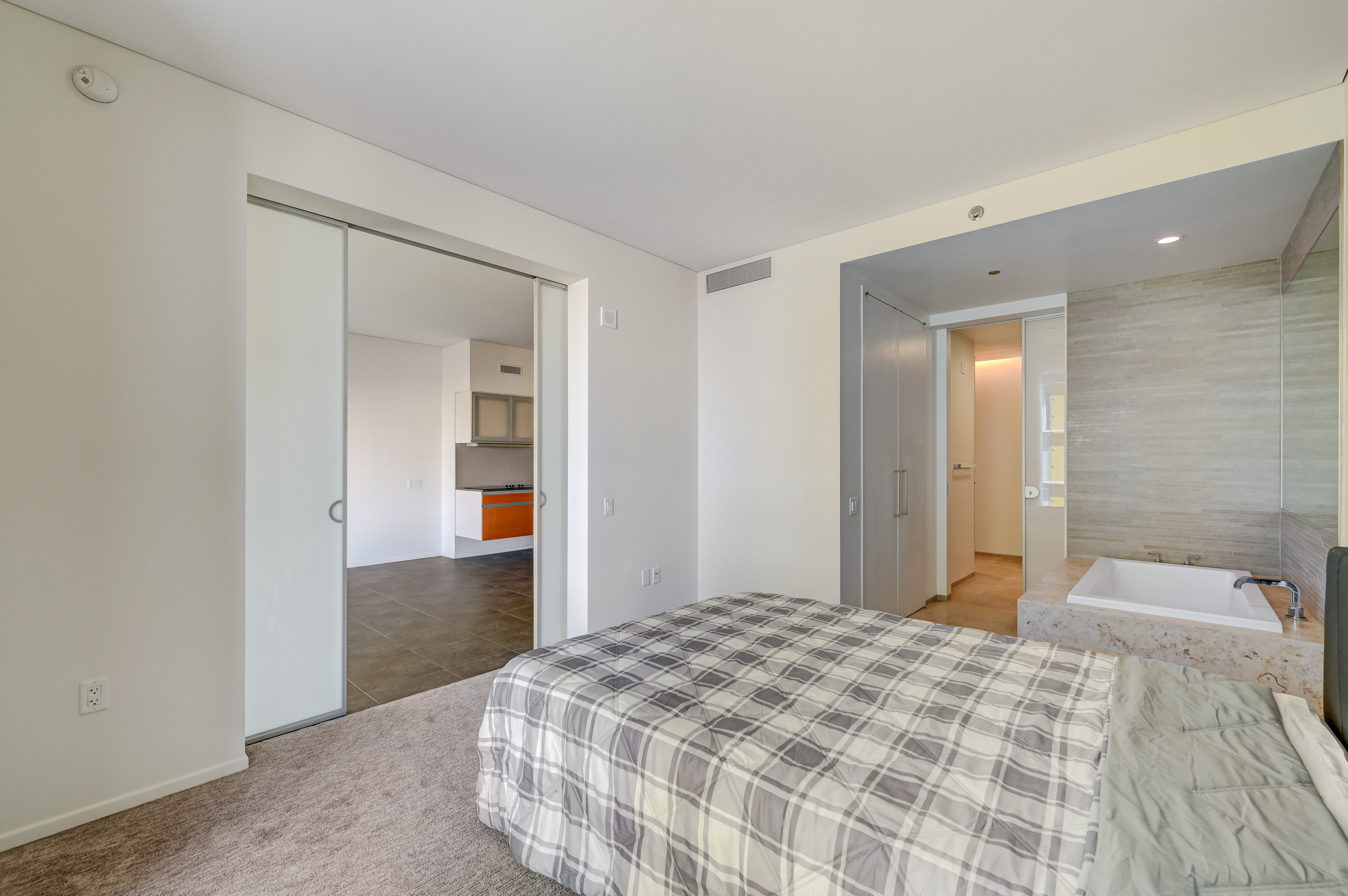  New to Market - 物件實景