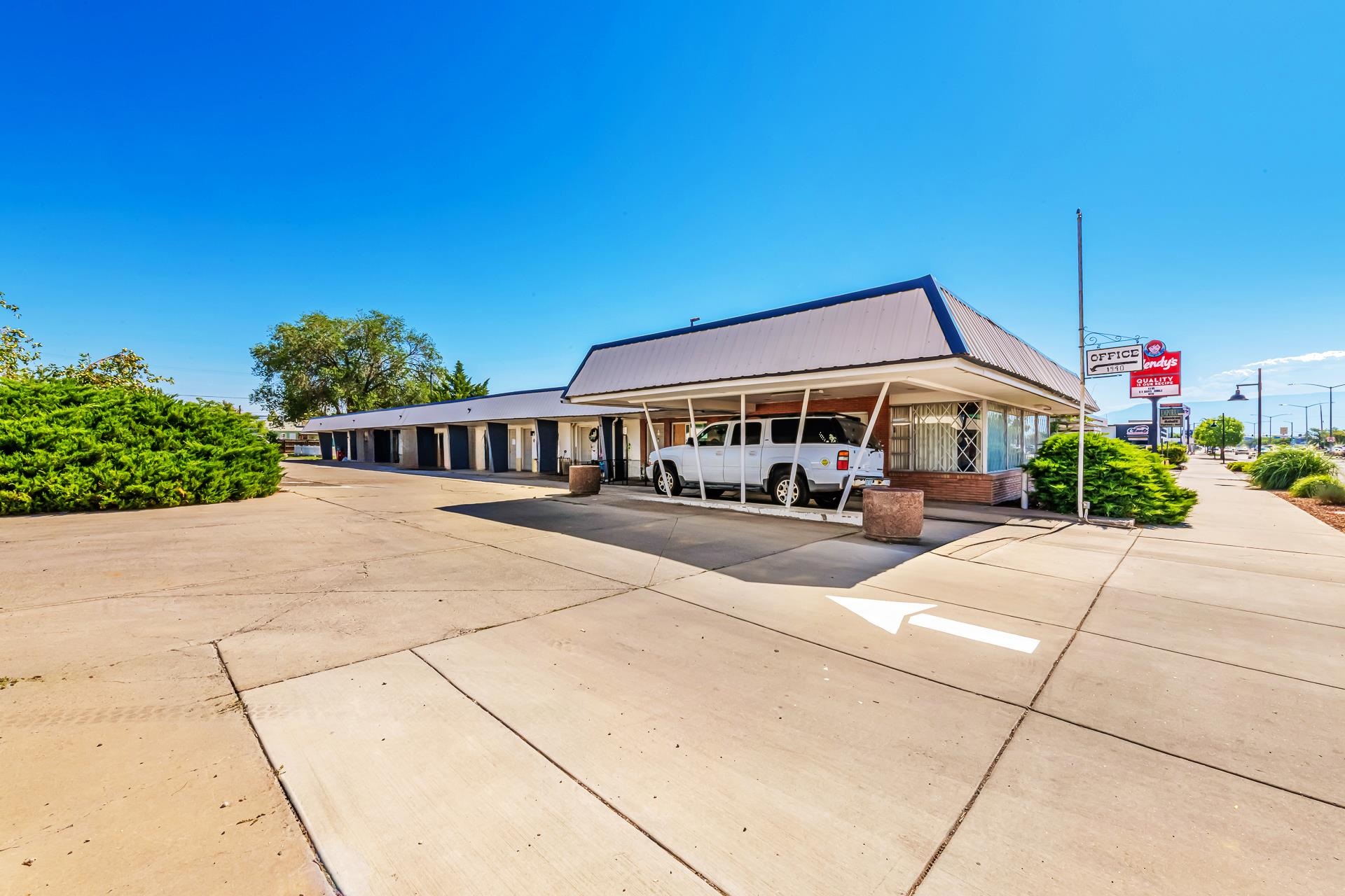 Grand Junction, Colorado, 81501, United States, 24 Bedrooms Bedrooms, ,23 BathroomsBathrooms,Residential,For Sale,1981907