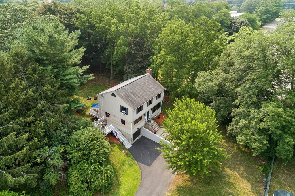 Waltham, Massachusetts, 02451, United States, 4 Bedrooms Bedrooms, ,2 BathroomsBathrooms,Residential,For Sale,1914074