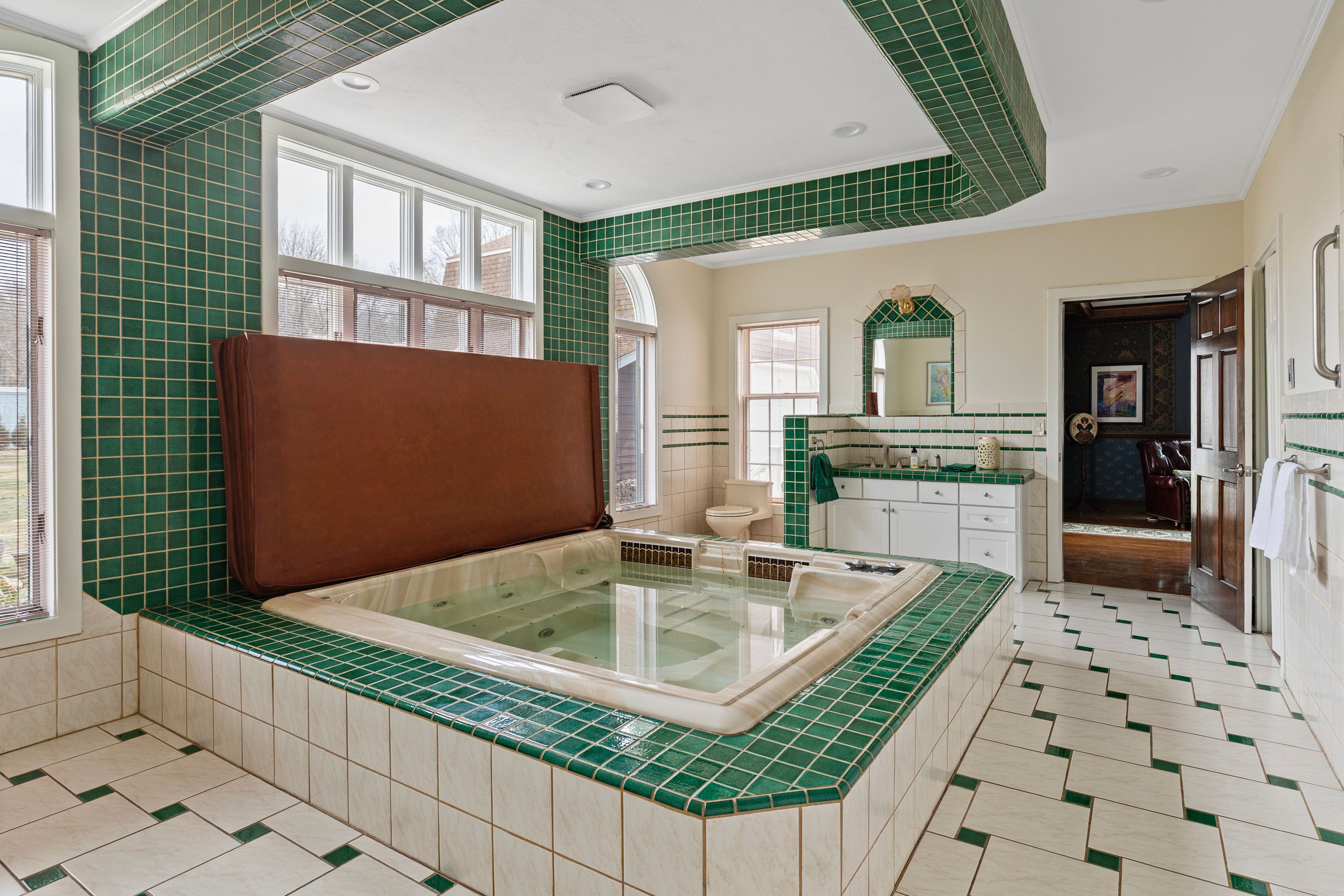  27 Old Upton Rd, Grafton, MA 01519 - 物件實景