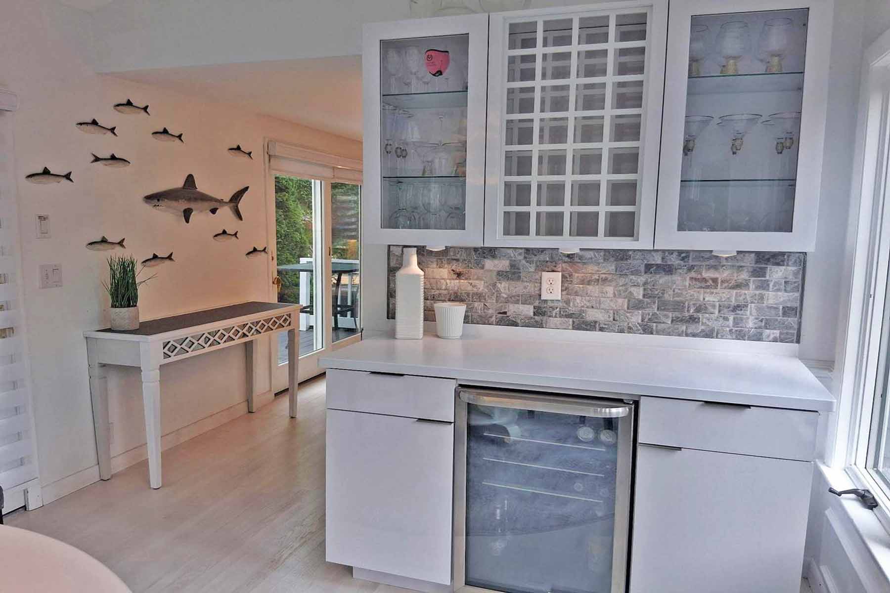  Beautifully Remodeled Cape Style Home - 物件實景
