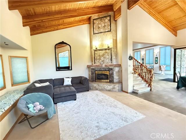 Strawberry, California, 95375, United States, 4 Bedrooms Bedrooms, ,3 BathroomsBathrooms,Residential,For Sale,1975985