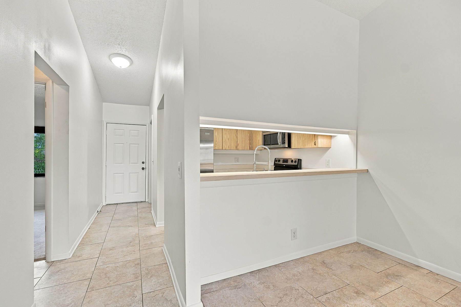 TRAFALGAR SQUARE CONDO - 物件實景