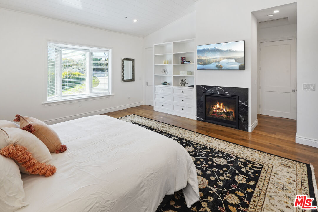 Malibu, California, 90265, United States, 5 Bedrooms Bedrooms, ,5 BathroomsBathrooms,Residential,For Sale,1762119