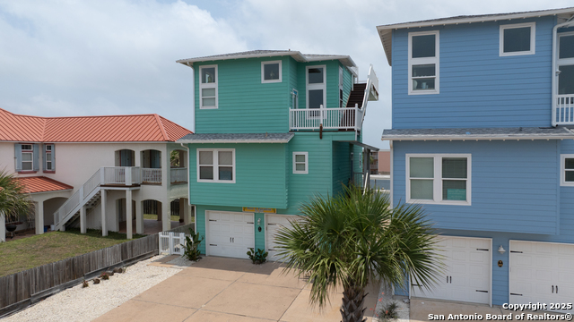 Port Aransas, Texas, 78373, United States, 4 Bedrooms Bedrooms, ,4 BathroomsBathrooms,Residential,For Sale,1839202
