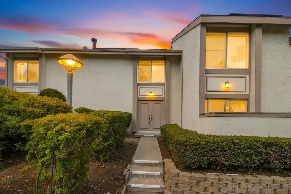 La Mesa, California, 91942, United States, 2 Bedrooms Bedrooms, ,1 BathroomBathrooms,Residential,For Sale,1973121