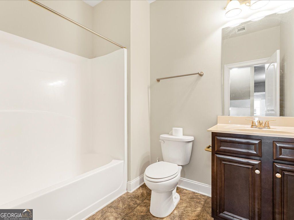 Acworth, Georgia, 30101, United States, 7 Bedrooms Bedrooms, ,6 BathroomsBathrooms,Residential,For Sale,1929934