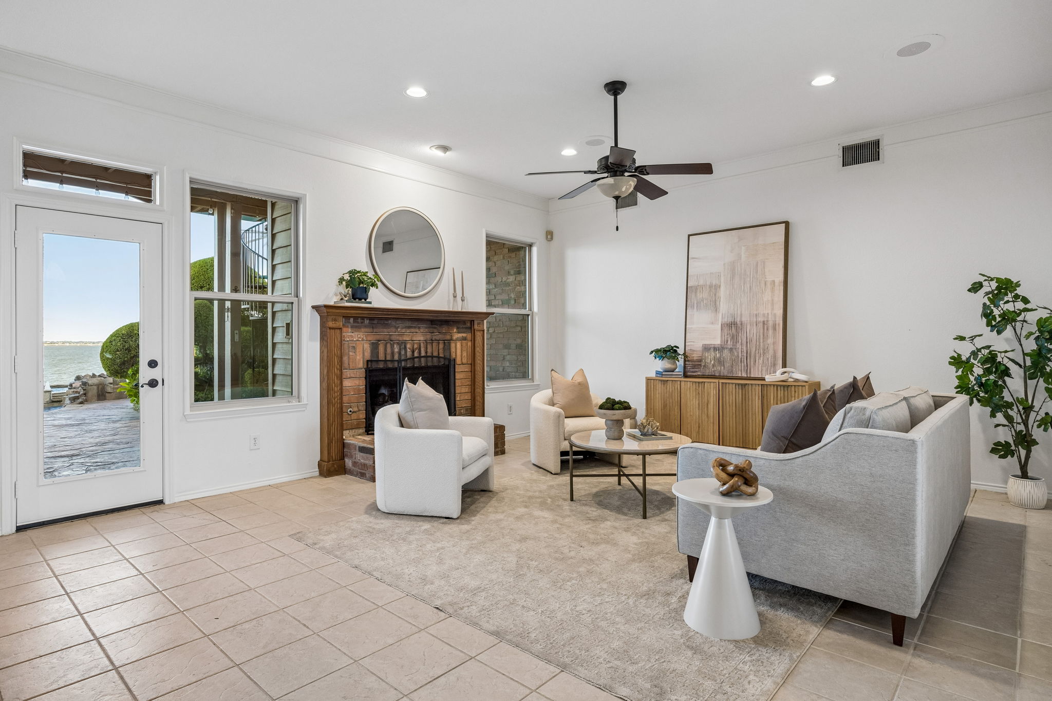  Rare One Owner Lakefront Oasis on Lake Ray Hubbard  Waterfront with Pool - 物件實景