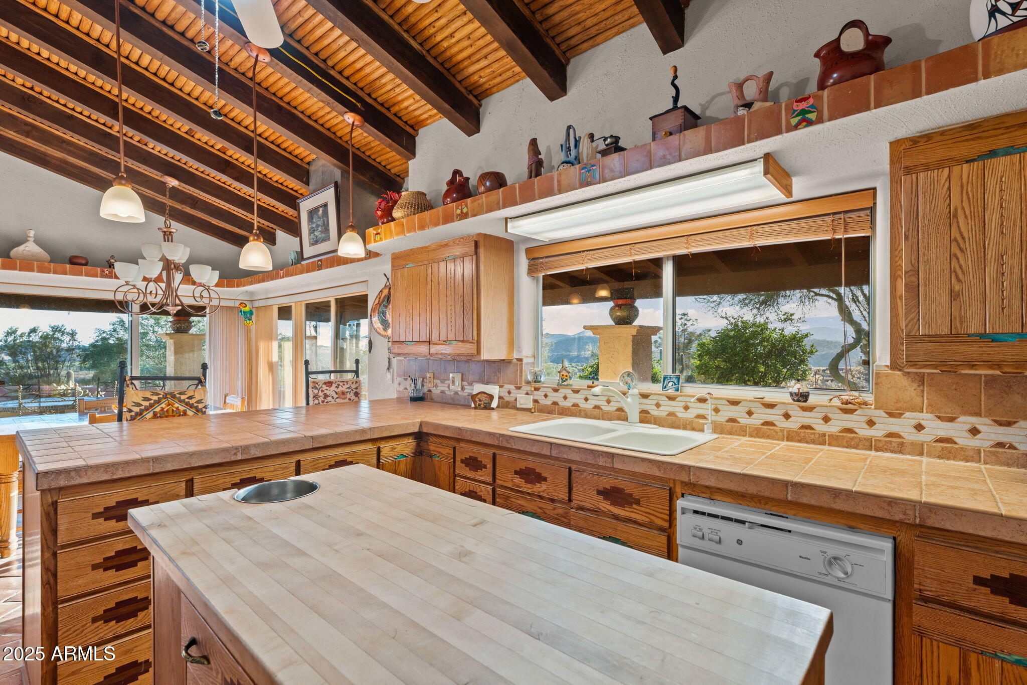 Wickenburg, Arizona, 85390, United States, 2 Bedrooms Bedrooms, ,2 BathroomsBathrooms,Residential,For Sale,1992759