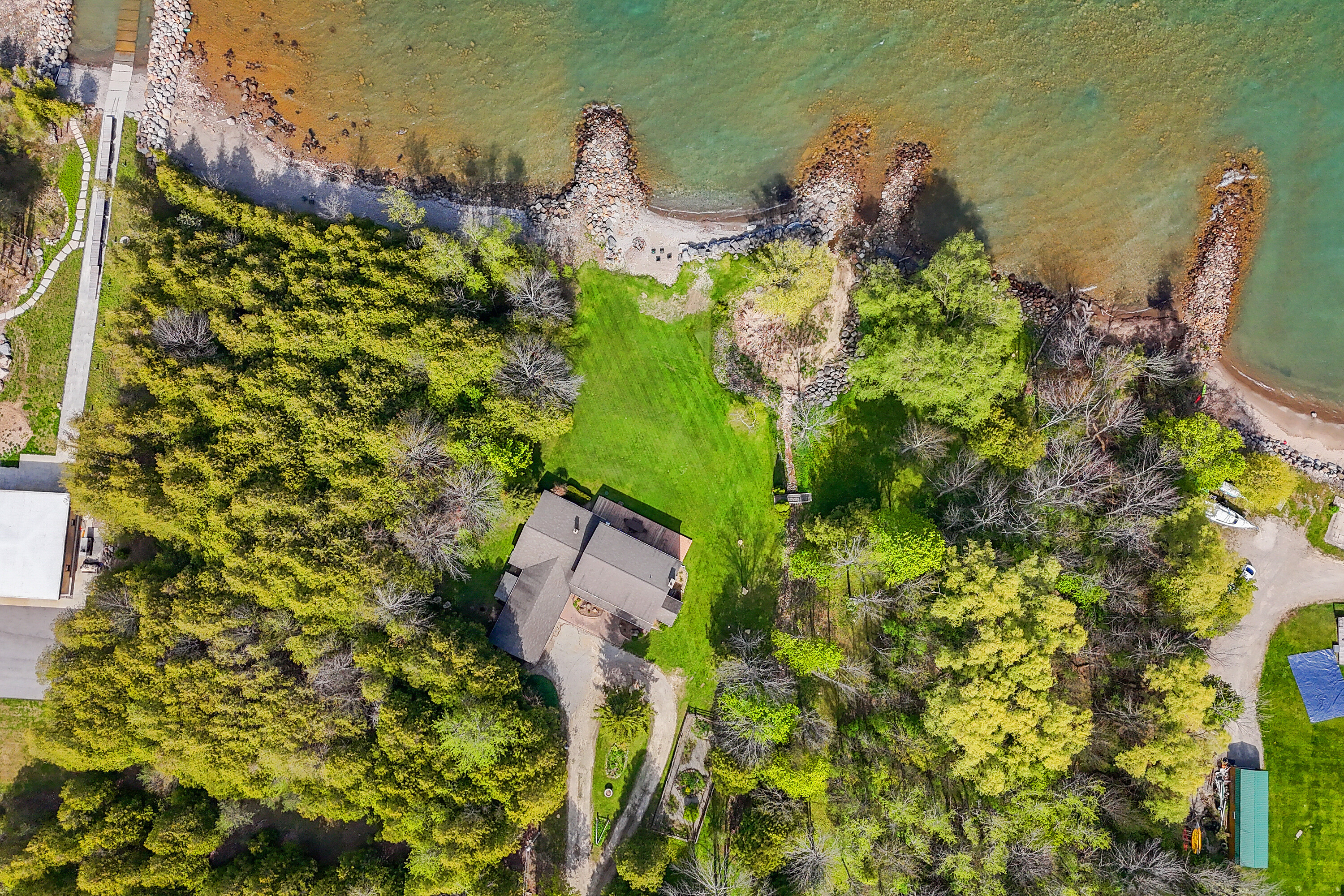  Stunning 8.3-Acre Sanctuary - 物件實景