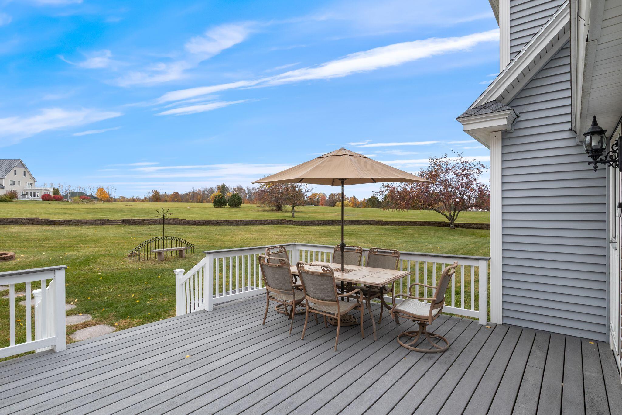 Sanford, Maine, 04083, United States, 3 Bedrooms Bedrooms, ,2 BathroomsBathrooms,Residential,For Sale,1987939